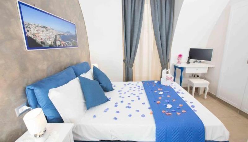 Chiaia Suites Naples Extérieur photo