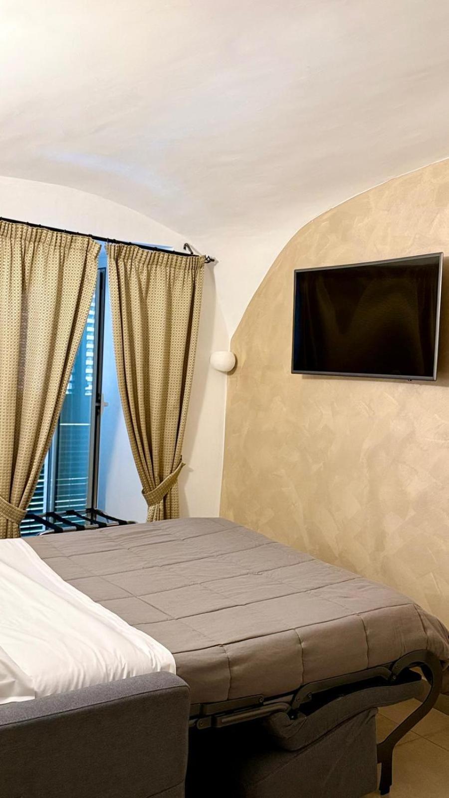 Chiaia Suites Naples Extérieur photo