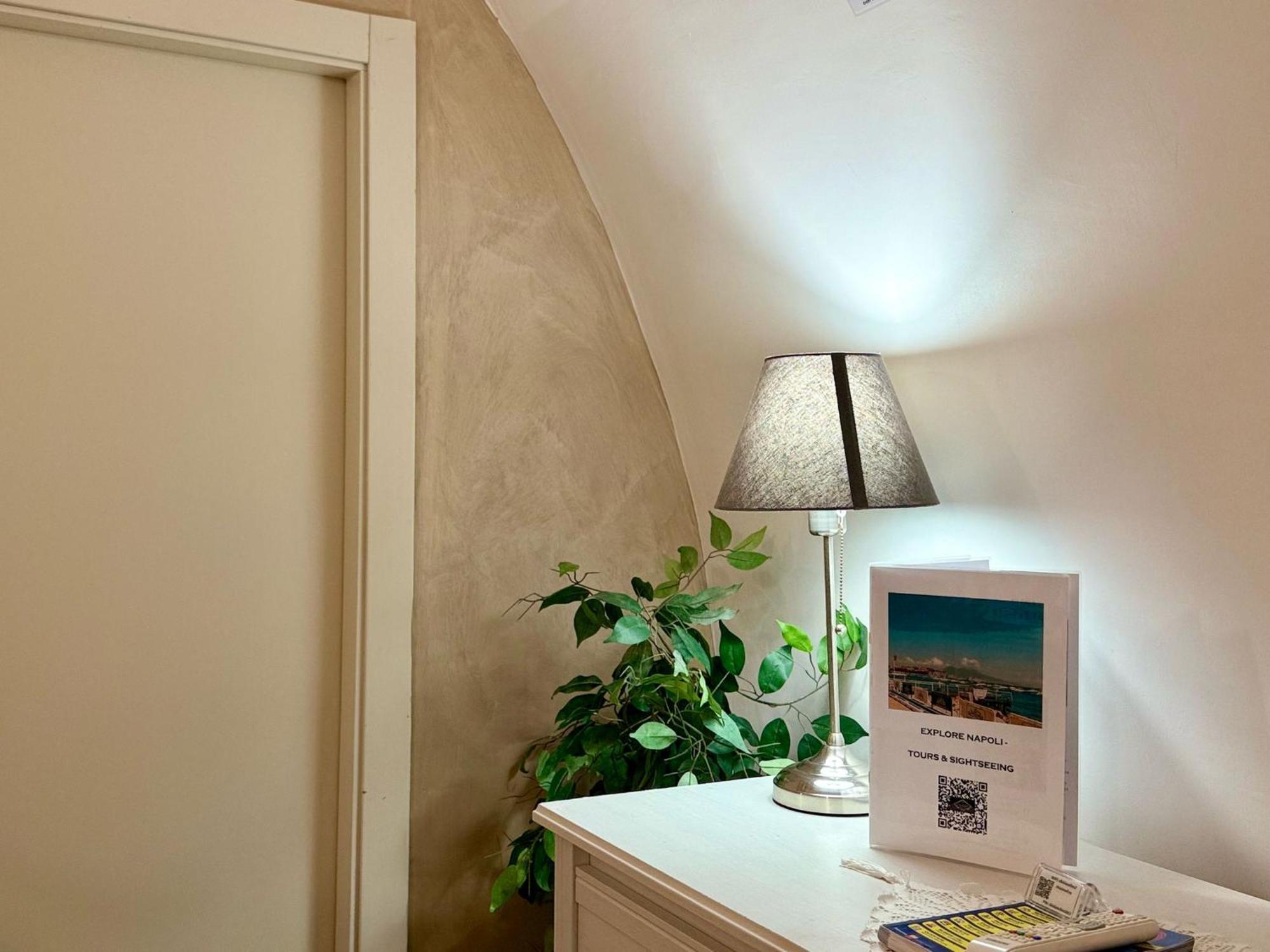 Chiaia Suites Naples Extérieur photo